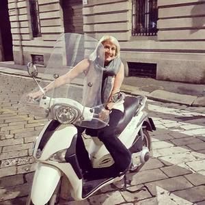 Meet your Posher, Alice